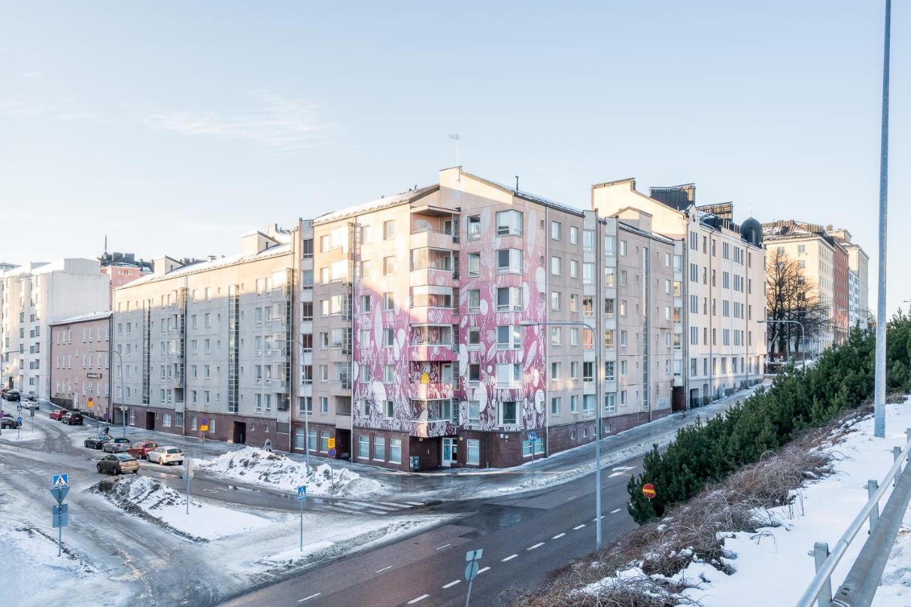 Hiisi Homes Helsinki Soernaeinen Exterior photo